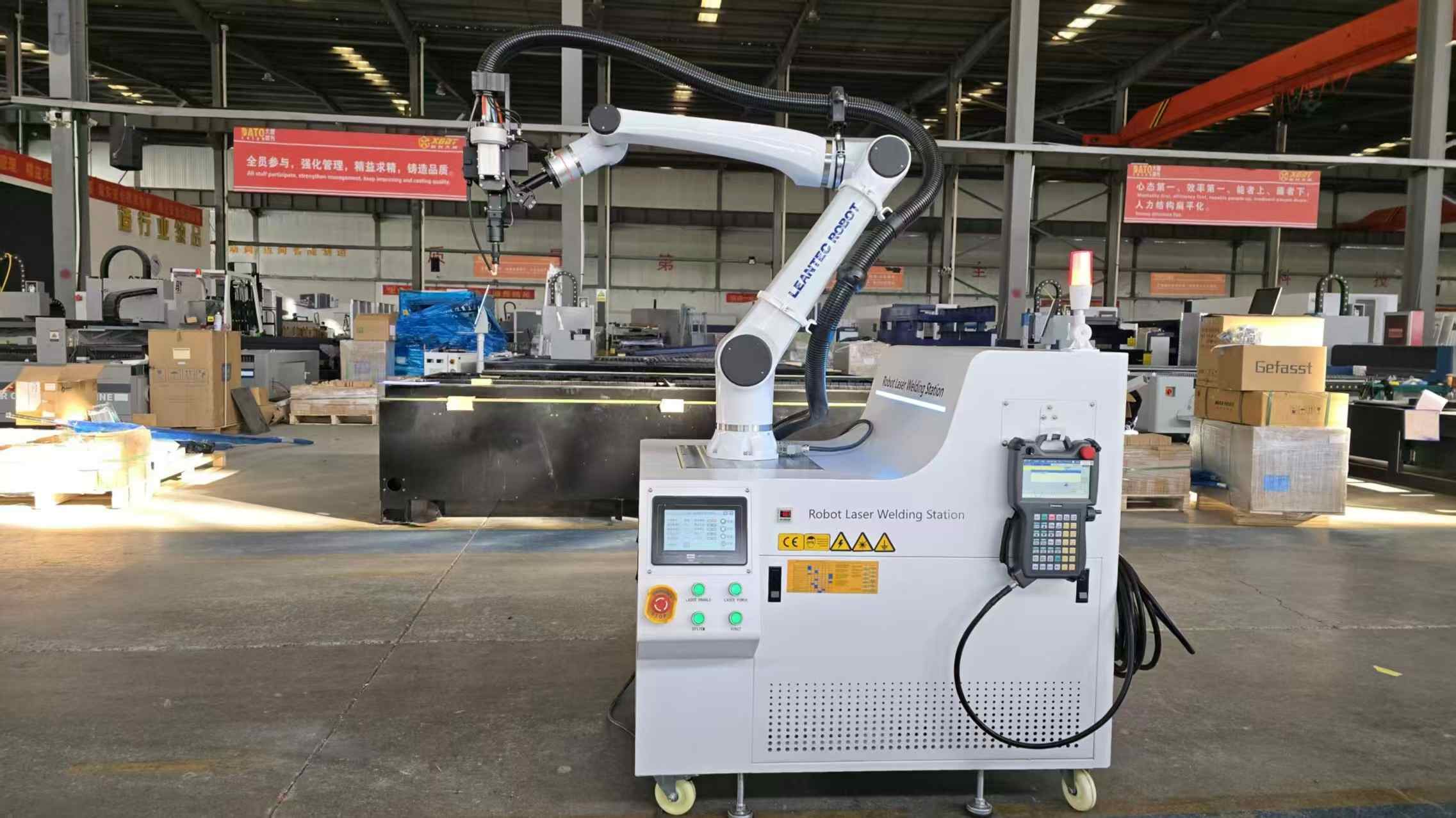 Soldadura TIG robótica versus soldadura láser robótica: ¿Qué proceso es el adecuado para su aplicación de metal de precisión?